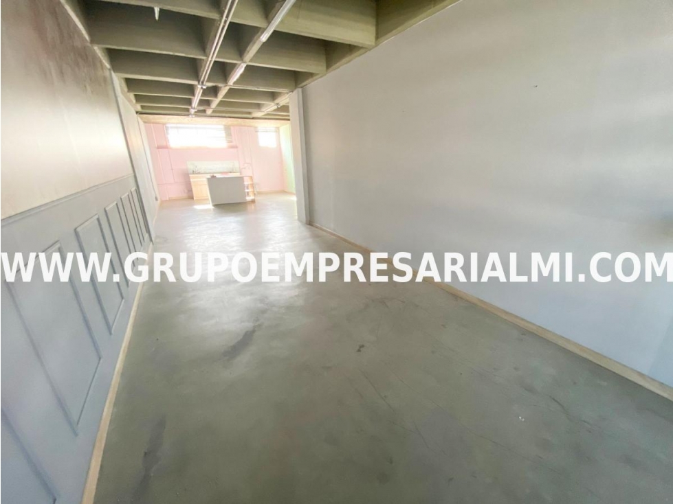 AMPLIA OFICINA EN ARRIENDO - SECTOR LA ESMERALDA COD: 31417 - 4