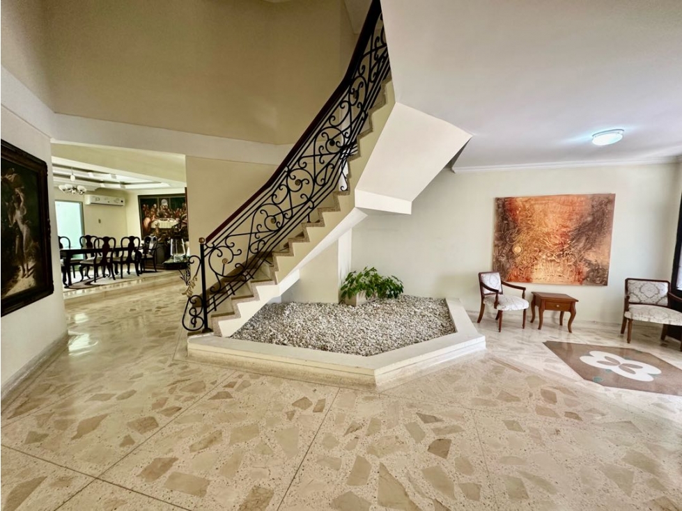 ELEGANTE CASA EN VENTA DE DOS PISOS EN VILLA SANTOS — foto 3