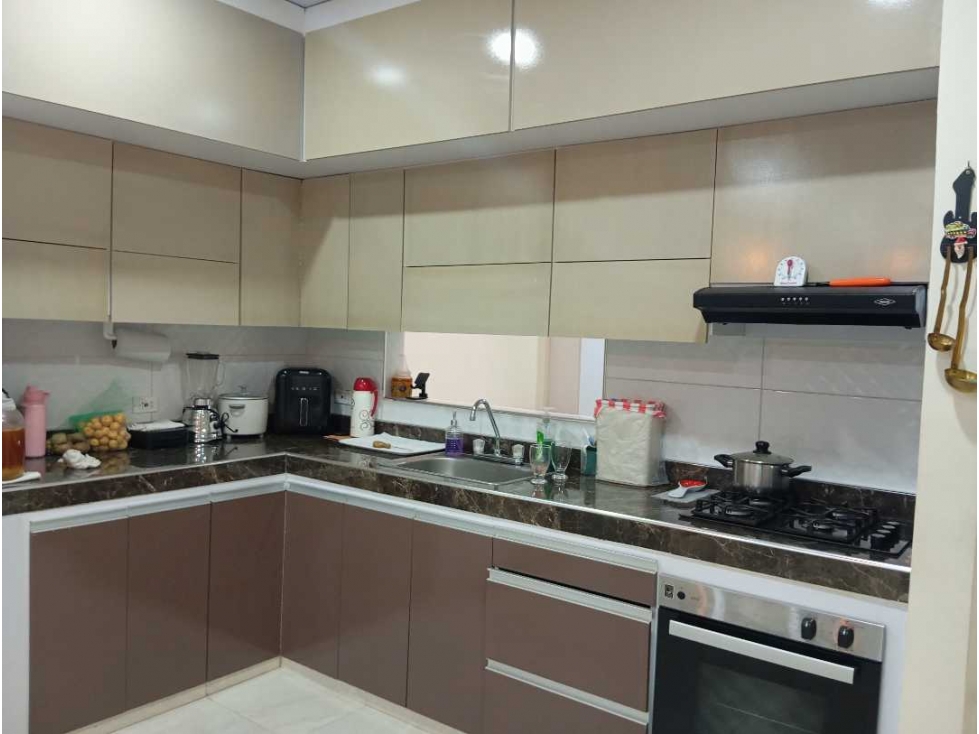 Amplia y moderna casa para vivir o fin hotelero cerca del aeropuerto — foto 5