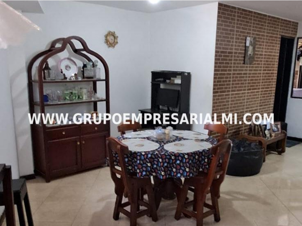 AMPLICA CASA BIFAMILIAR EN VENTA - SECTOR MANRIQUE COD: 33892 — foto 4