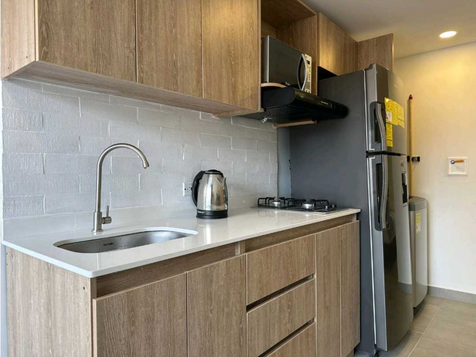 APARTAESTUDIO AMOBLADO BELEN CENTRO COMERCIAL LOS MOLINOS — foto 4