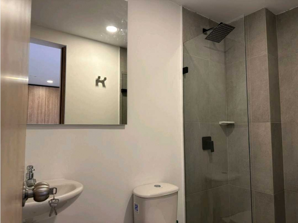 APARTAESTUDIO AMOBLADO BELEN CENTRO COMERCIAL LOS MOLINOS — foto 6