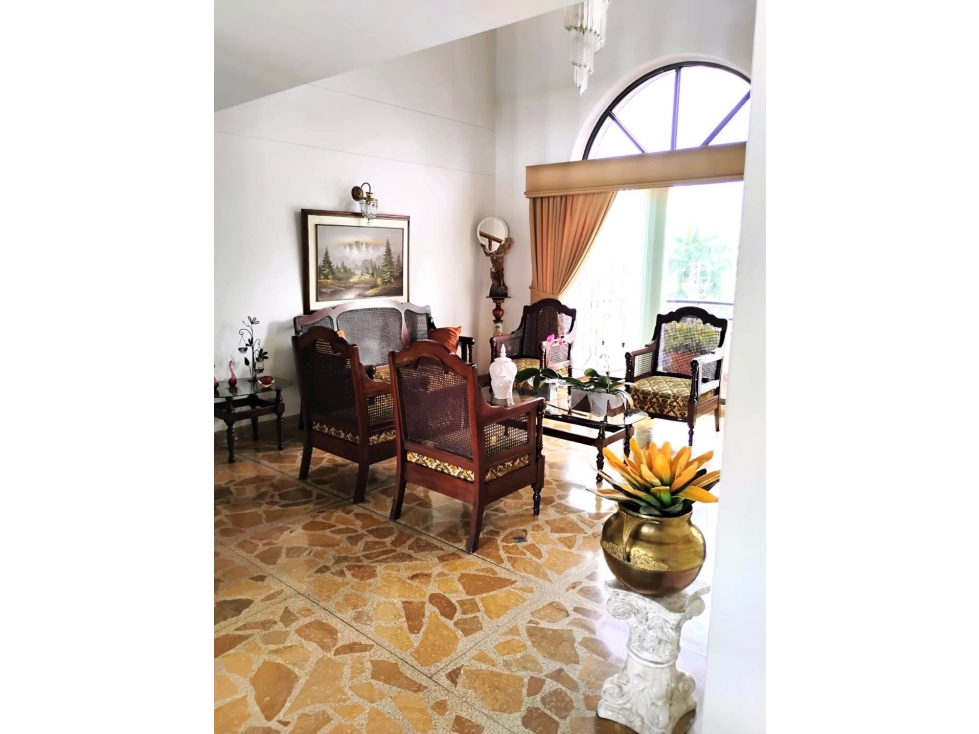 Amplio Apartamento Duplex en Laureles — foto 4