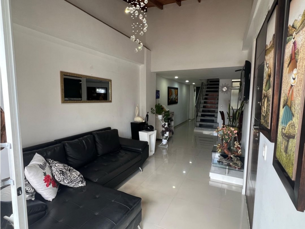 AMPLIO APARTAMENTO DUPLEX | SABANETA SECTOR MAYORCA EN VENTA F497 — foto 3
