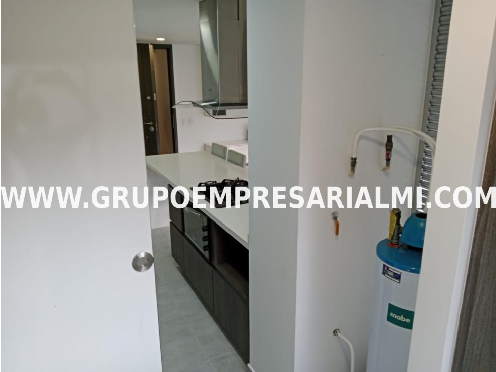 AMPLIO APARTAMENTO EN ARRIENDO - SECTOR CIUDAD DEL RIO COD: 31896 — foto 5