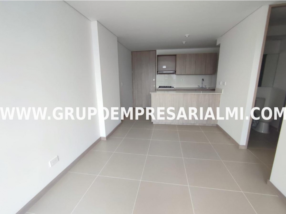 AMPLIO APARTAMENTO EN ARRIENDO - SECTOR VIVIENDAS DEL SUR COD: 32670 — foto 4