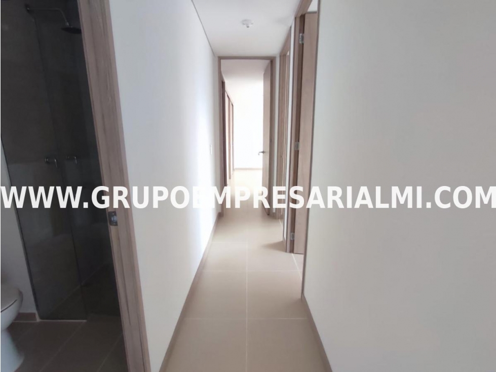 AMPLIO APARTAMENTO EN ARRIENDO - SECTOR VIVIENDAS DEL SUR COD: 32670 — foto 6