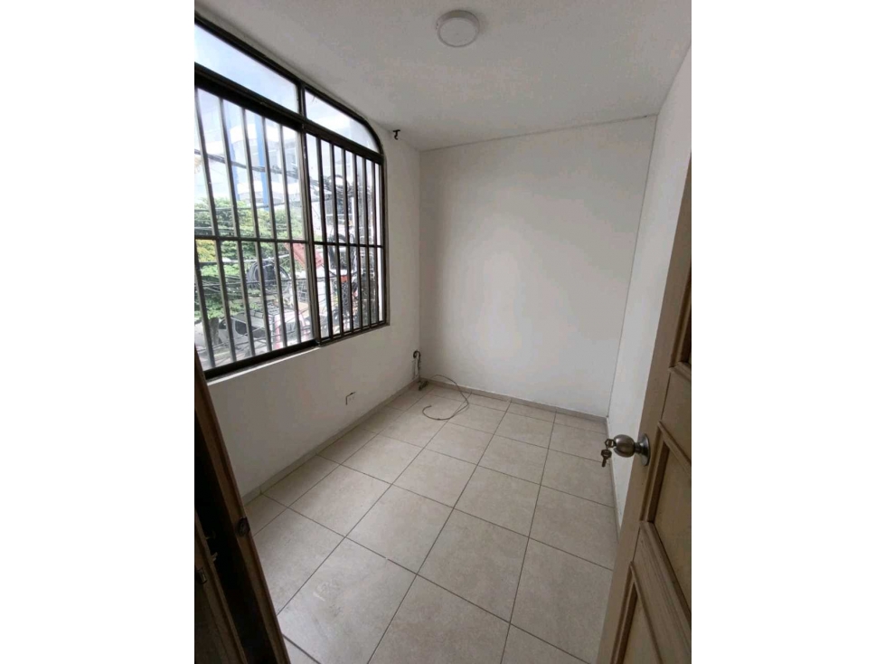 Amplio apartamento en edificio por San Andrescito-Pereira — foto 5