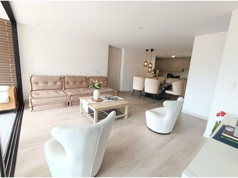 AMPLIO APARTAMENTO EN ENVIGADO SECTOR CUMBRES LINDA UNIDAD — foto 3