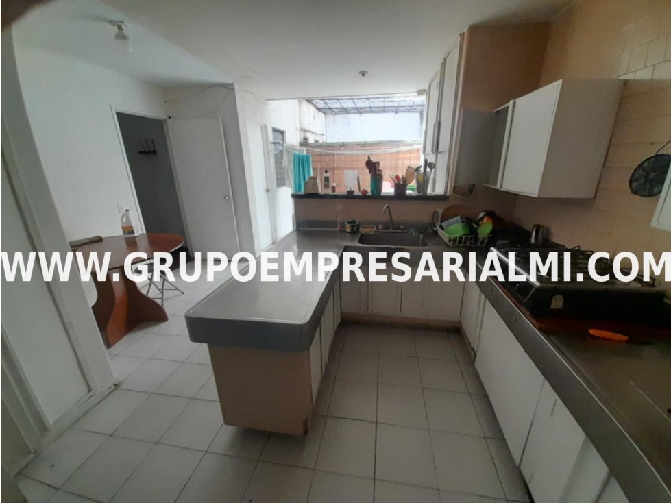 AMPLIO APARTAMENTO EN VENTA - SECTOR ESTADIO COD: 31829 — foto 2