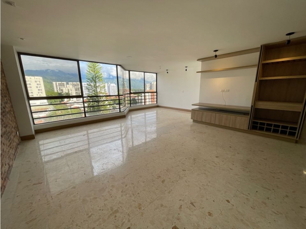 Amplio Apartamento en venta, en la castellana Armenia