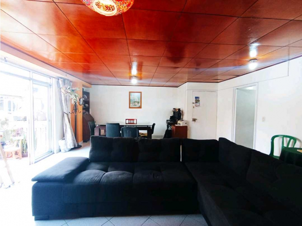 AMPLIO APARTAMENTO EN VENTA EN EL CENTRO DE MEDELLÍN — foto 4