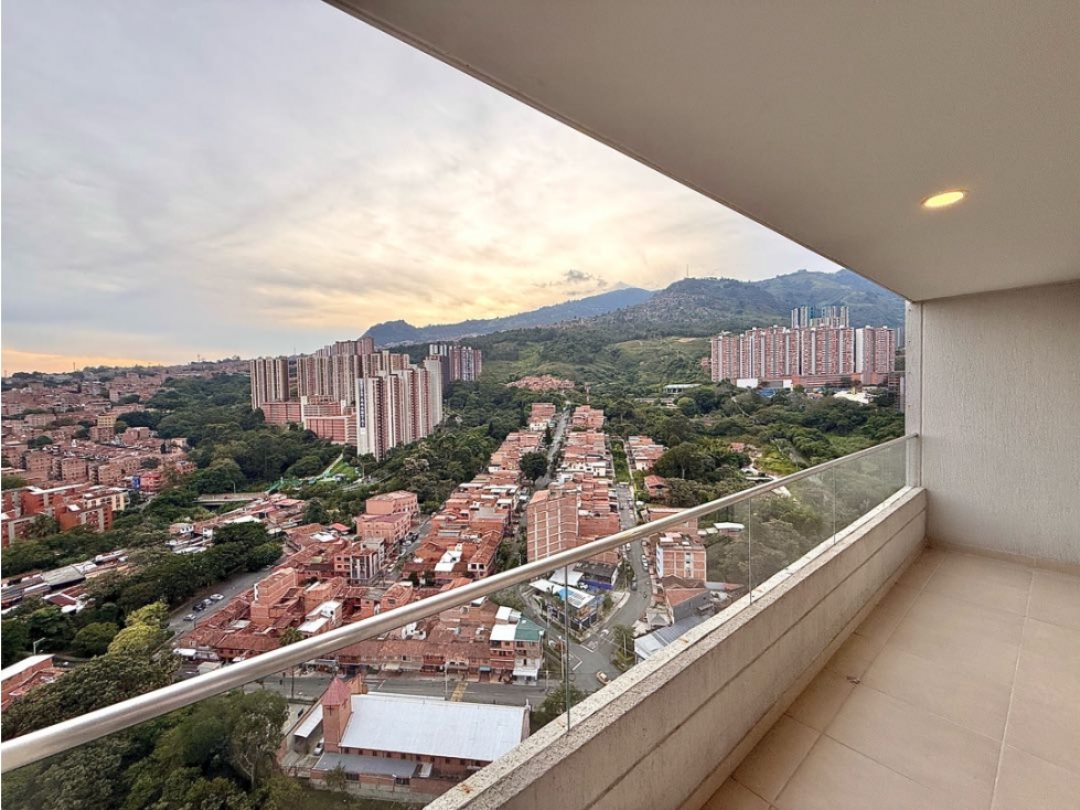 AMPLIO APARTAMENTO EN VENTA EN BELLO - PUERTO AZUL - CERCA CC FABRICAT