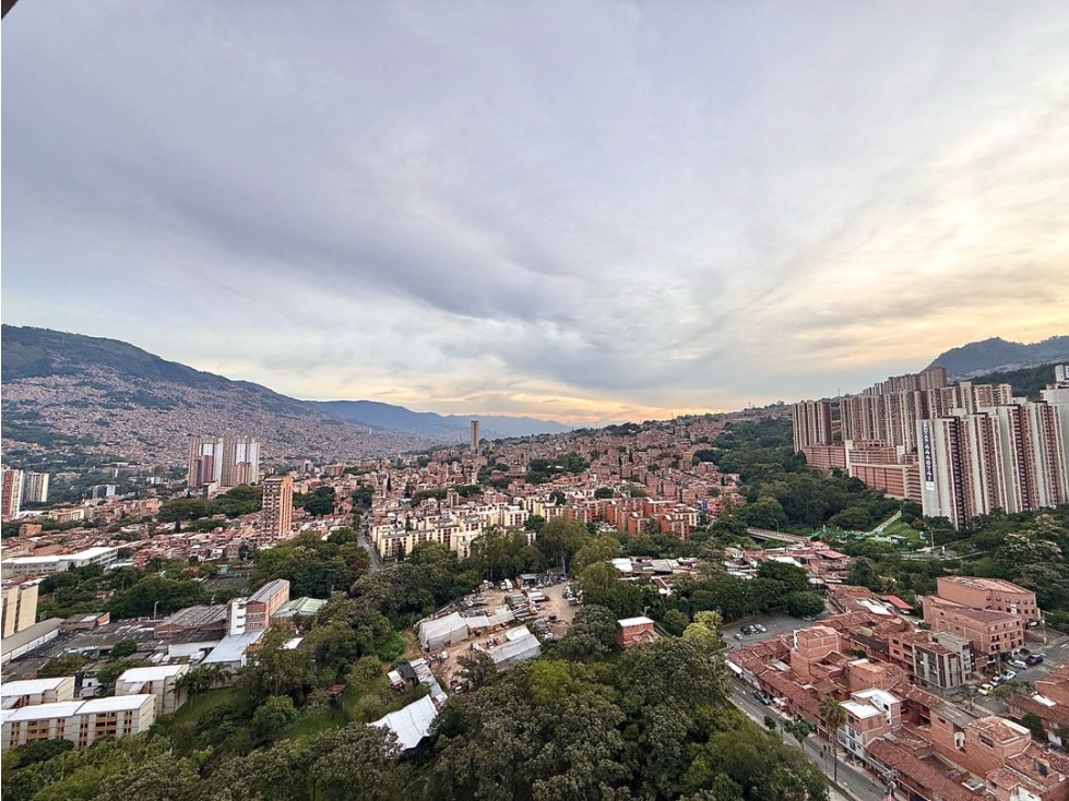 AMPLIO APARTAMENTO EN VENTA EN BELLO - PUERTO AZUL - CERCA CC FABRICAT — foto 2