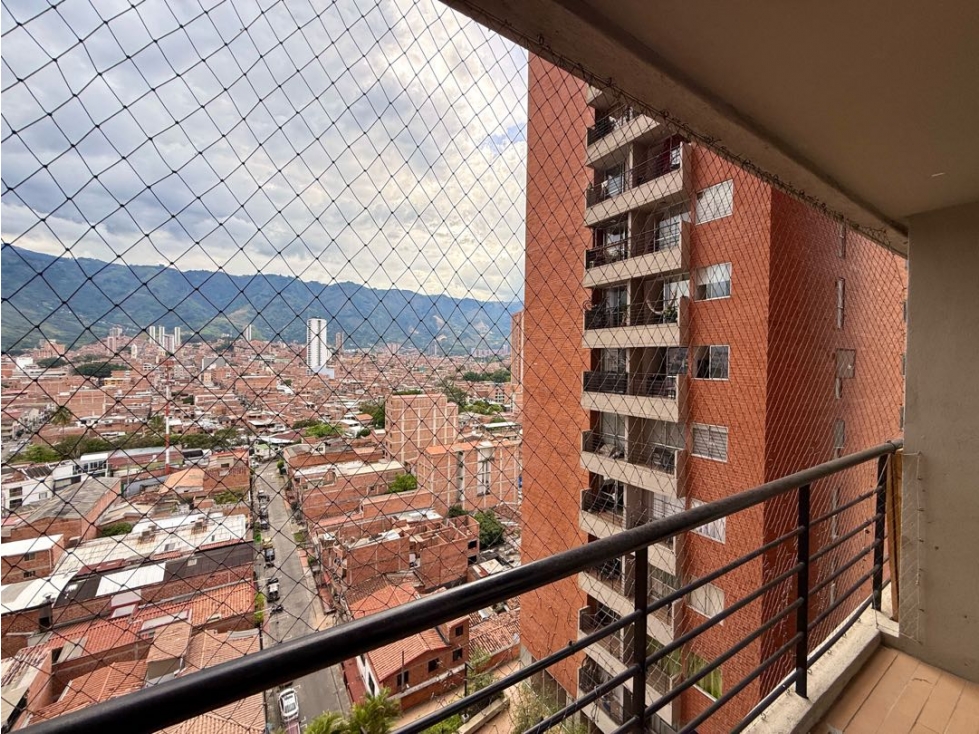 AMPLIO APARTAMENTO EN VENTA EN NIQUIA EN BELLO - URB. ARBOLES — foto 5