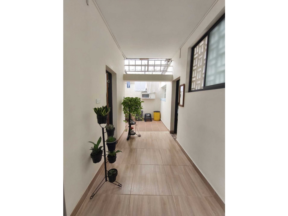 AMPLIO APARTAMENTO EN VENTA EN SANTA MÓNICA — foto 6