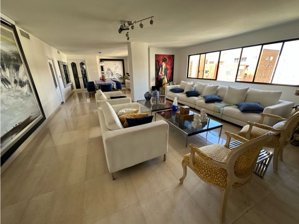 AMPLIO APARTAMENTO EN VENTA EN VILLA COUNTRY BARRANQUILLA 4 CUARTOS
