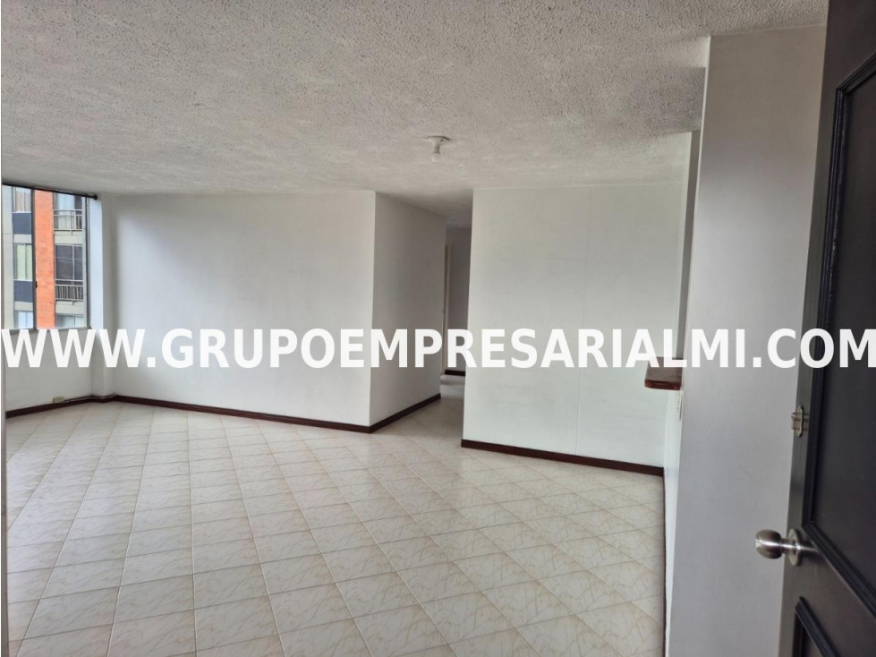 AMPLIO APARTAMENTO EN VENTA - SECTOR CUMBRES COD: 32106 — foto 2