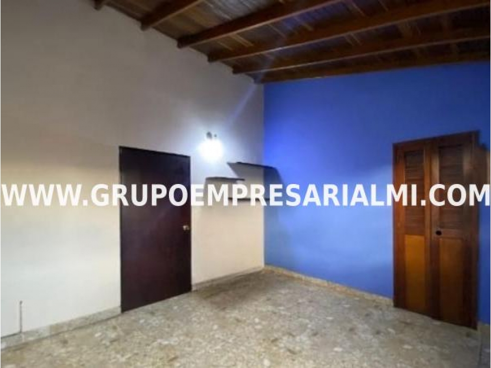 AMPLIO APARTAMENTO EN VENTA - SECTOR PRADO CENTRO COD: 32343 — foto 4