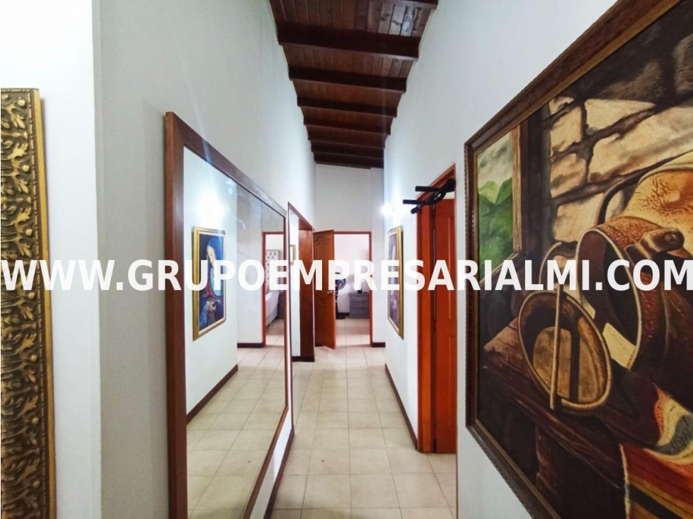 AMPLIO APARTAMENTO EN VENTA - SECTOR LA CASTELLANA COD: 32739