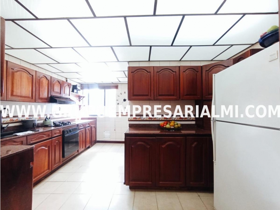 AMPLIO APARTAMENTO EN VENTA - SECTOR LA CASTELLANA COD: 32739 — foto 3
