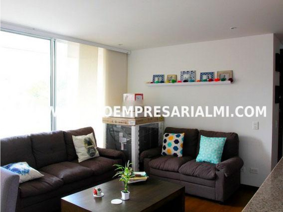 AMPLIO APARTAMENTO EN VENTA - SECTOR EL ESMERALDAL COD: 33872