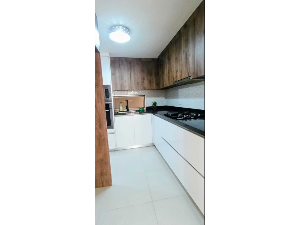AMPLIO APARTAMENTO PORTAL ENVIGADO — foto 3