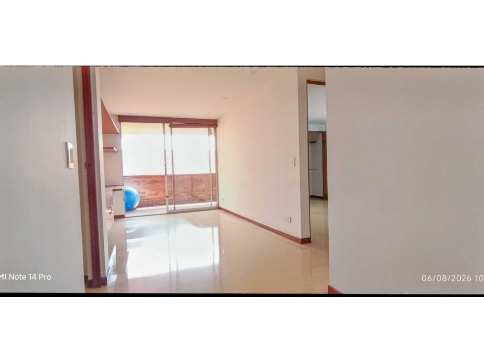 AMPLIO APARTAMENTO PORTAL ENVIGADO — foto 5