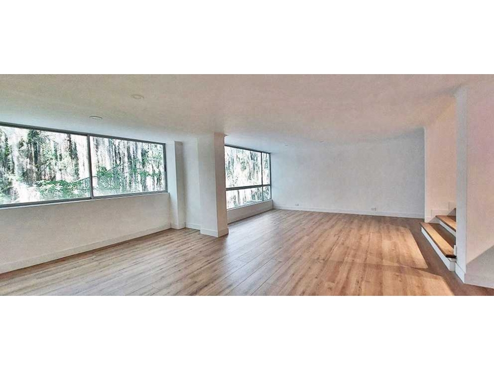 AMPLIO APARTAMENTO REMODELADO — foto 4