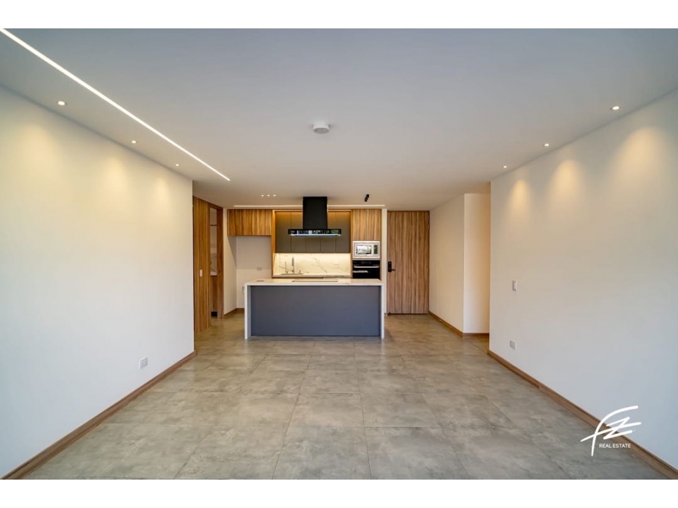 Amplio Apartamento Totalmente Remodelado en Ciudad del Río — foto 3