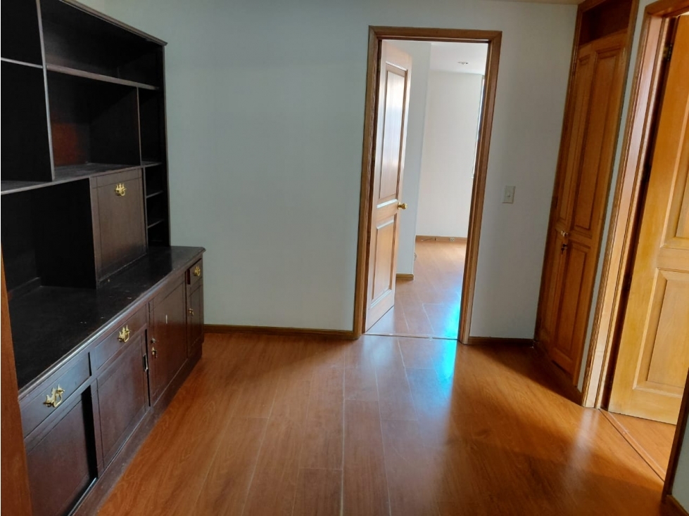 ¡AMPLIO DÃPLEX DE 231 MÂ² PARA REMODELAR EN BELLA SUIZA! — foto 4