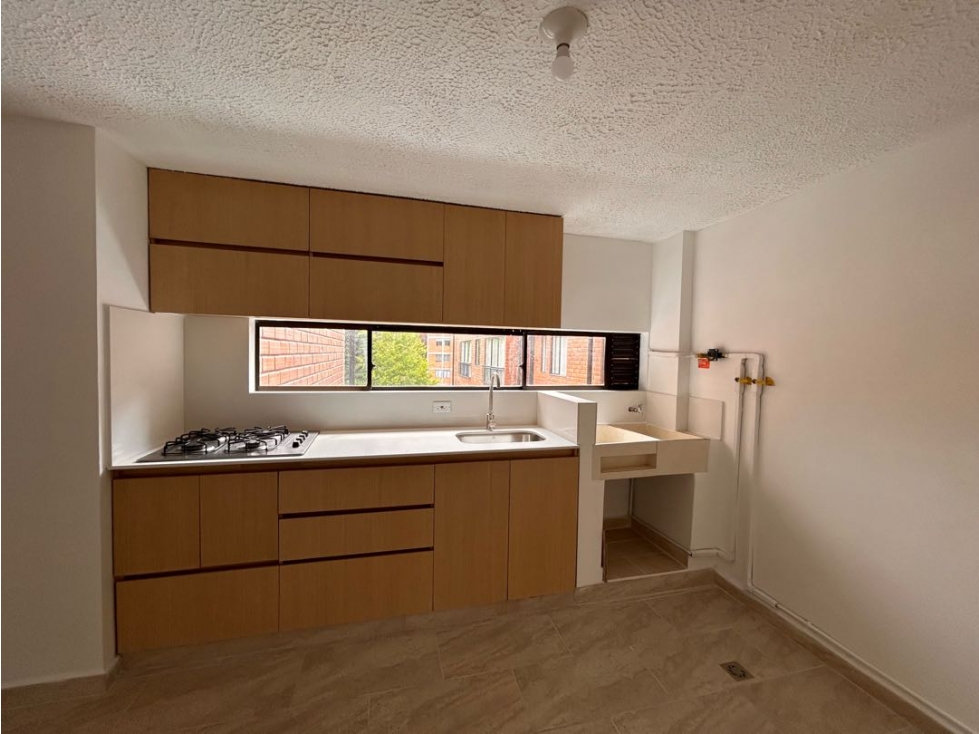 Amplio e iluminado apartamento en El Escobero, Envigado