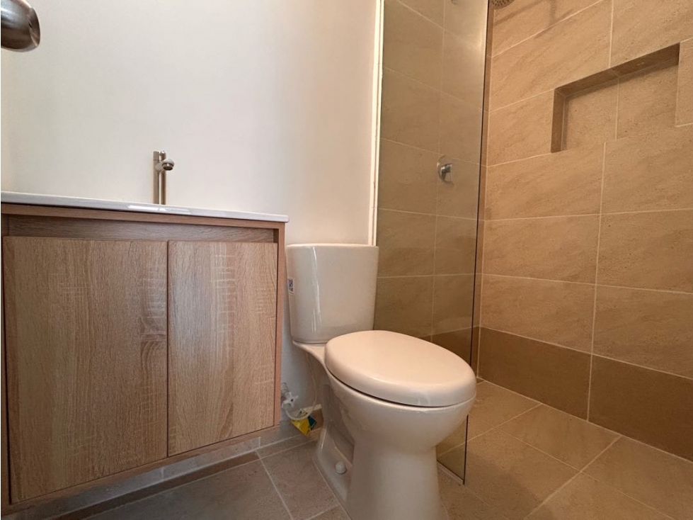 Amplio e iluminado apartamento en El Escobero, Envigado — foto 5