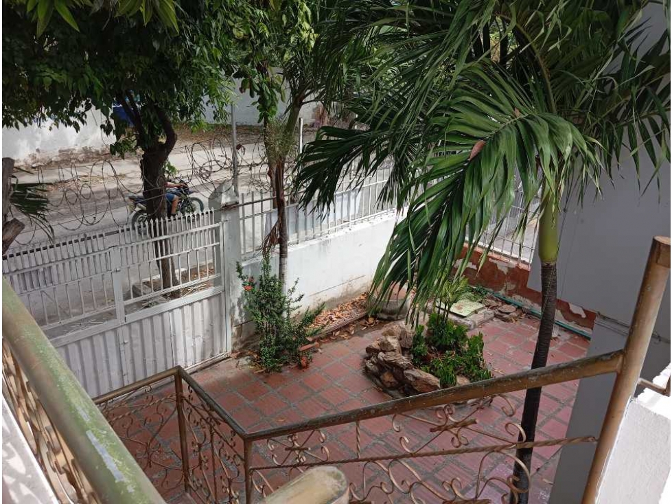 Amplio Hostal en Santa Marta. - 6