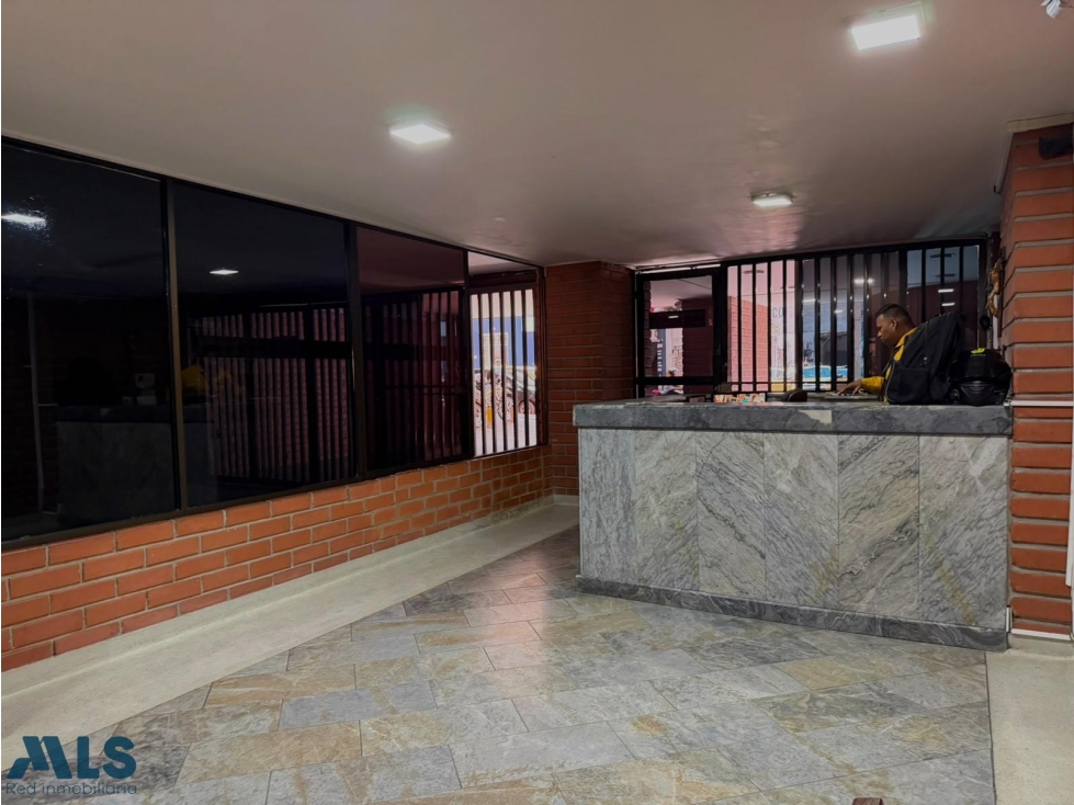 Amplio, iluminado bien diseñado(MLS#269279) — foto 3
