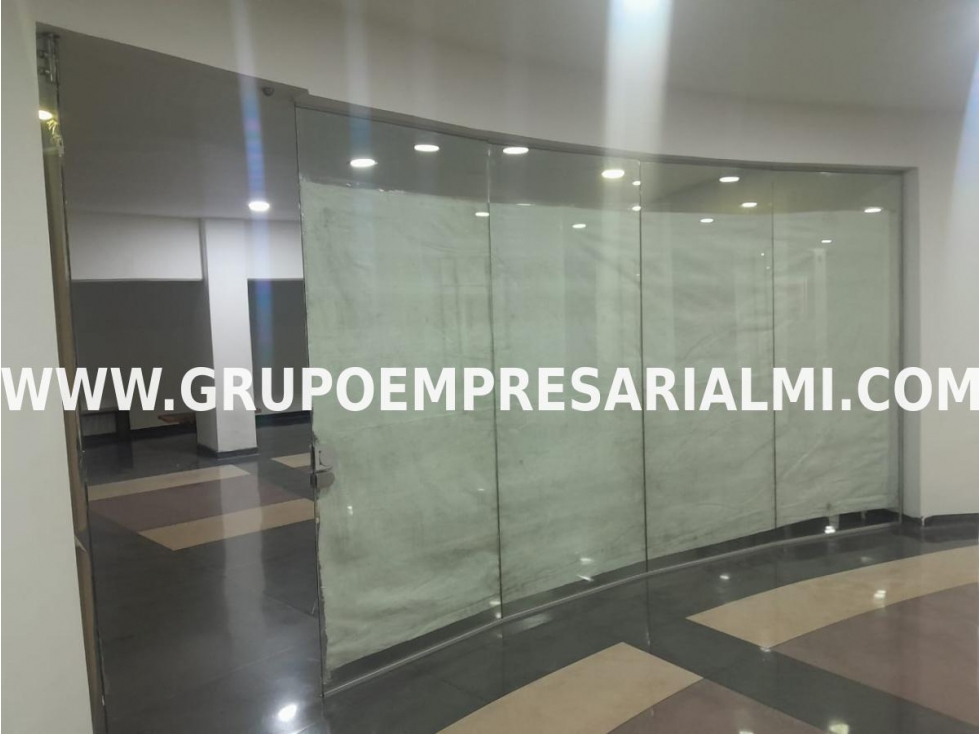 AMPLIO LOCAL EN ARRIENDO - SECTOR MILLA DE ORO COD: 32022 — foto 2