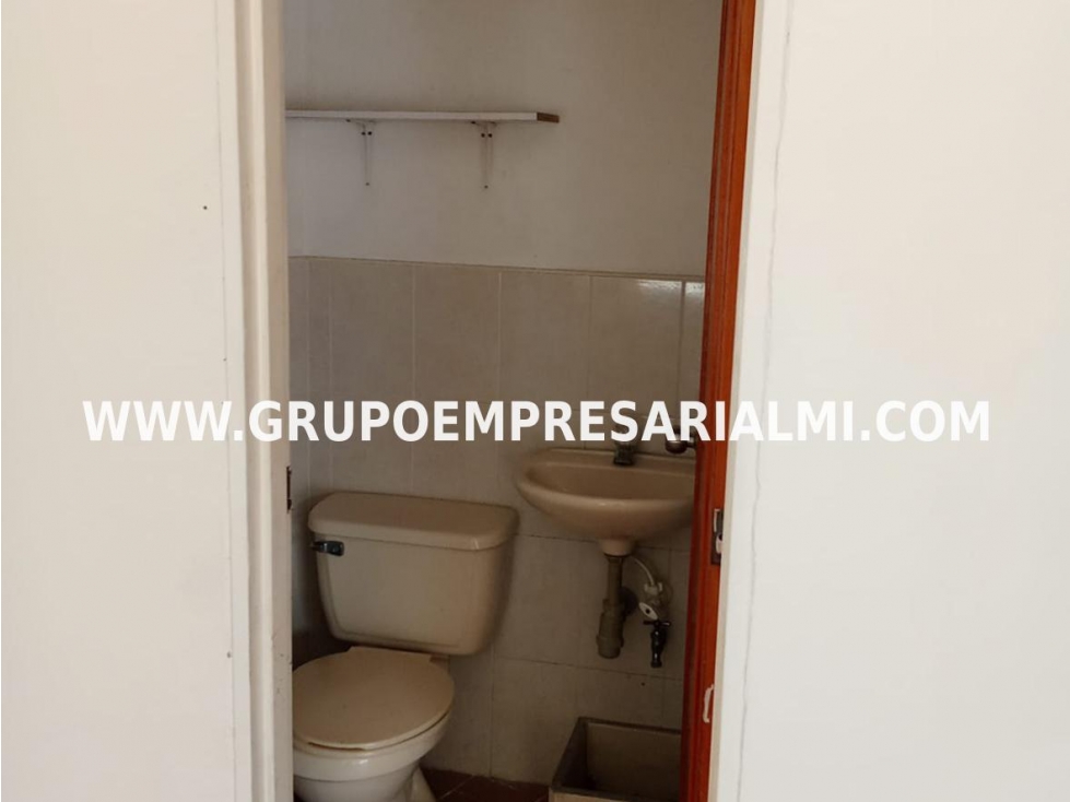 AMPLIO LOCAL EN ARRIENDO - SECTOR LETICIA COD: 32696 - 6