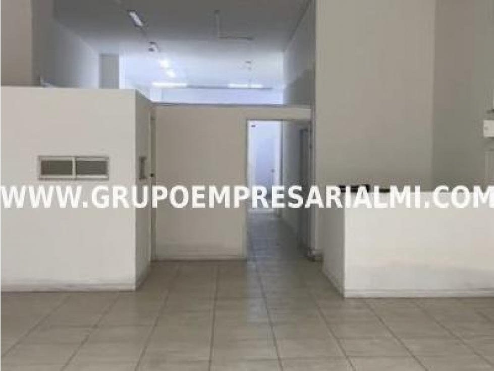 AMPLIO LOCAL EN ARRIENDO - SECTOR FÁTIMA COD: 32751