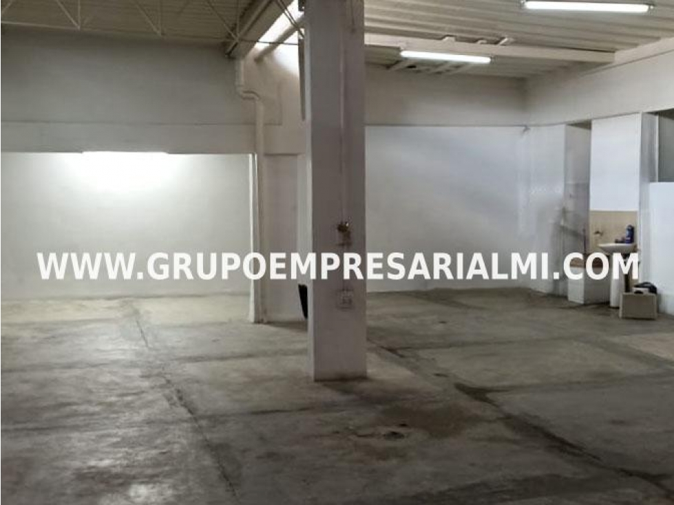 AMPLIO LOCAL EN ARRIENDO - SECTOR LA CANDELARIA COD: 33867 — foto 2