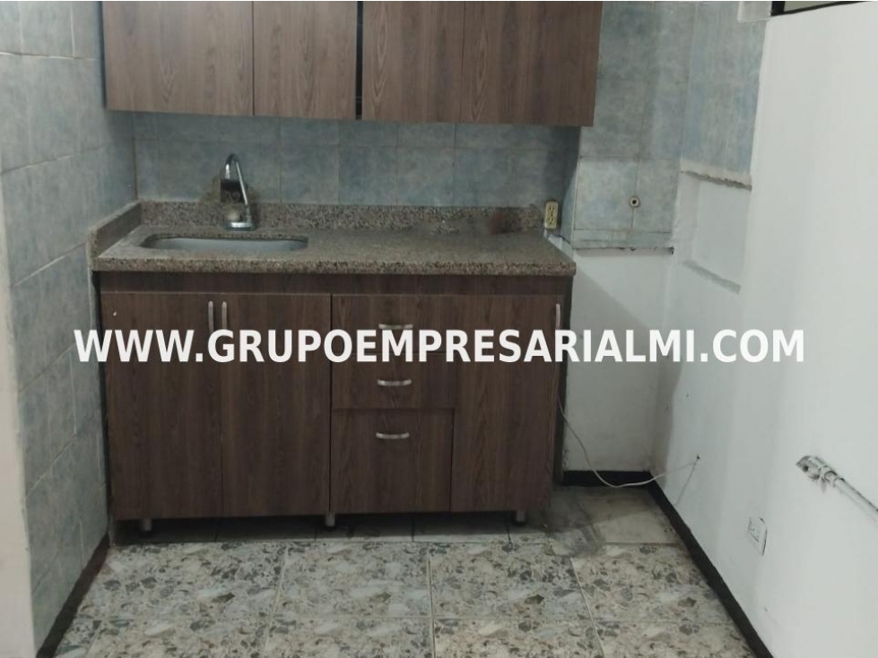AMPLIO LOCAL EN VENTA - SECTOR SAMARIA COD: 32256 — foto 2