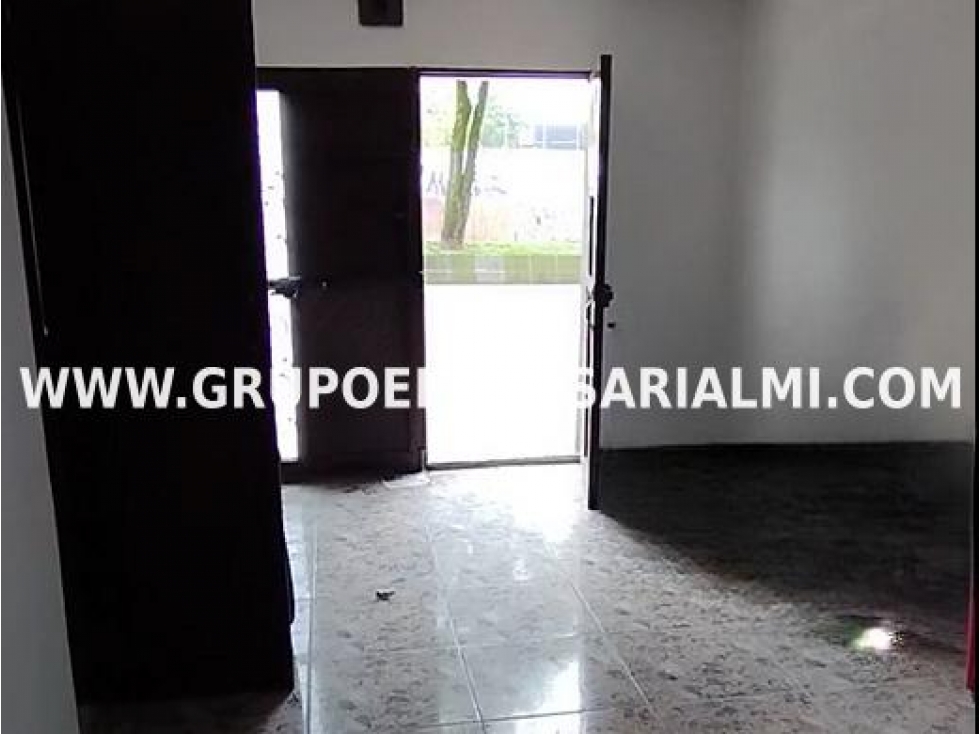AMPLIO LOCAL EN VENTA - SECTOR SAMARIA COD: 32256 — foto 4