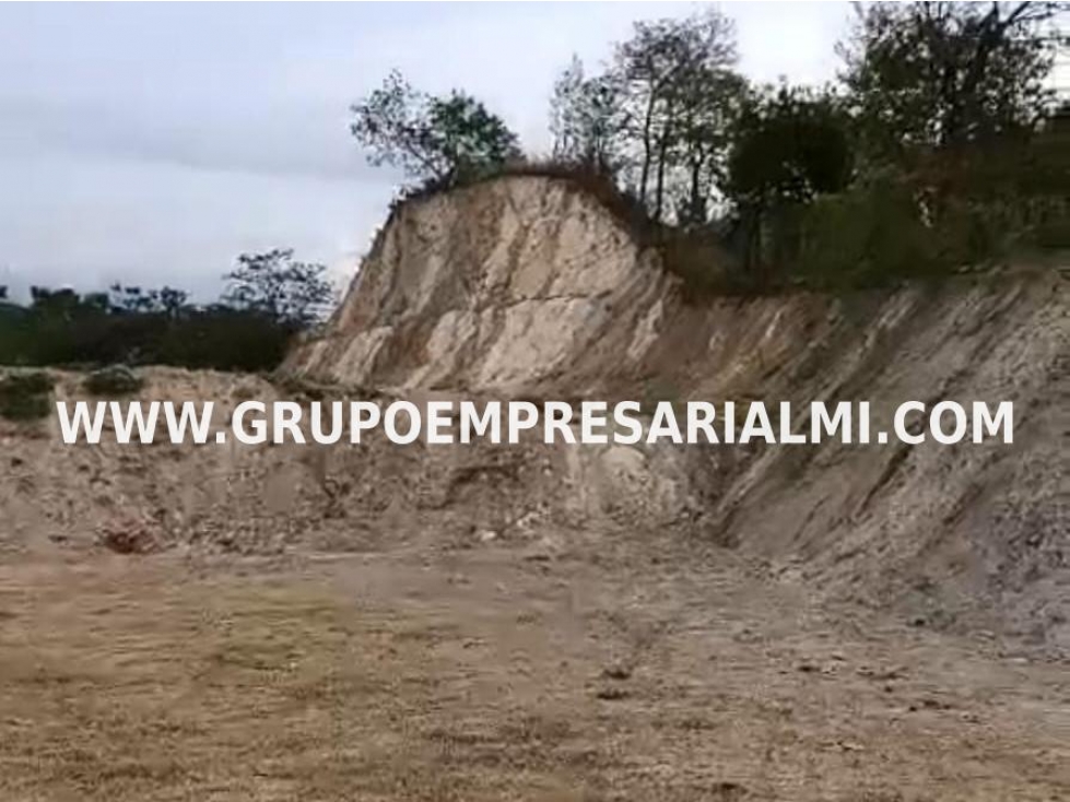 AMPLIO LOTE EN VEFNTA - SECTOR CIRUELAR COD: 33597