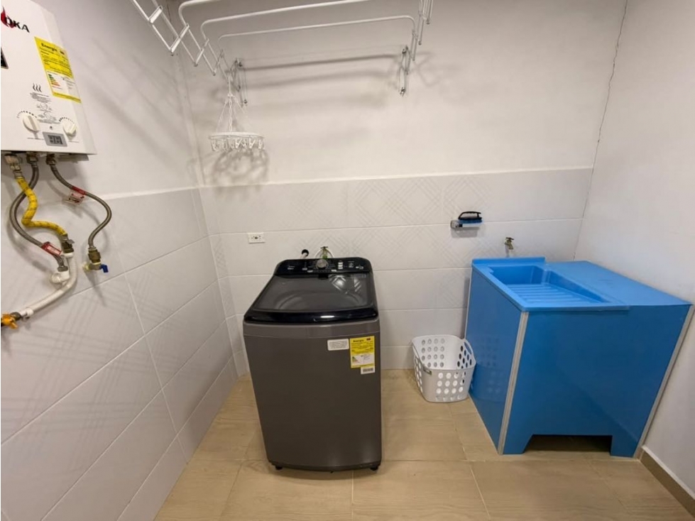 Amplio y cómodo apartamento amoblado avenida circunvalar — foto 6