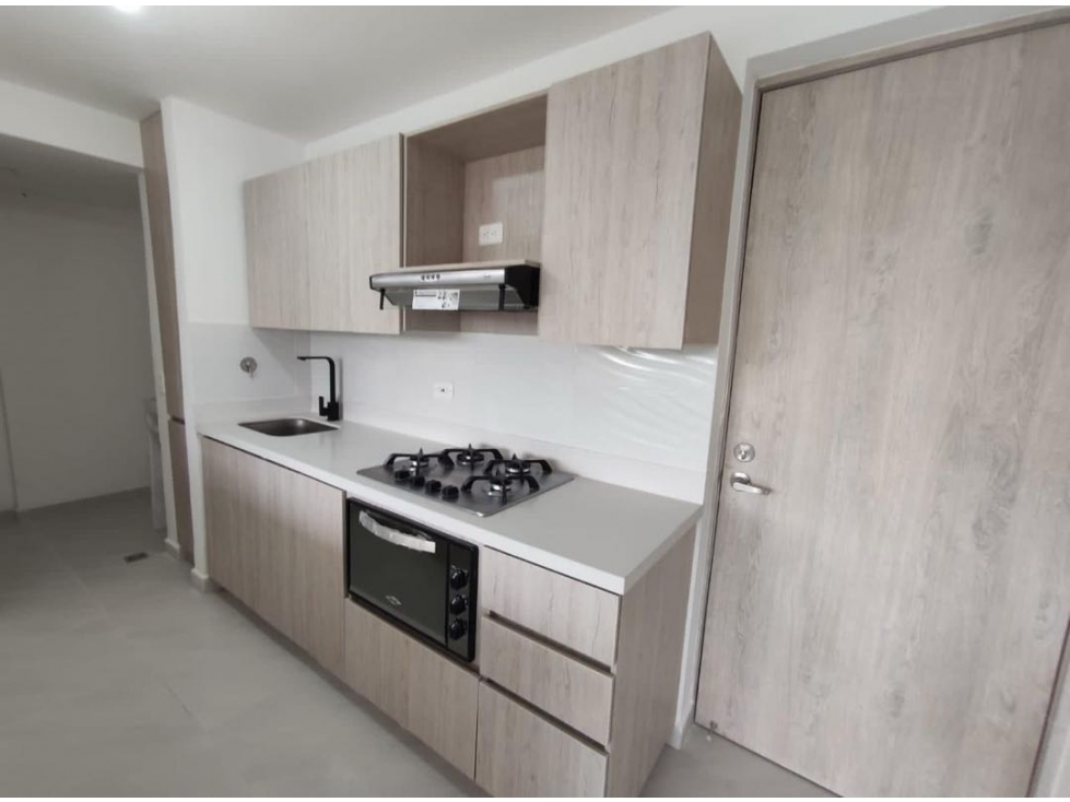 Amplio y confortable apartamento en venta/renta San Antonio de Pereira