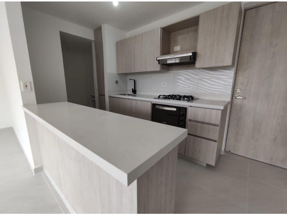 Amplio y confortable apartamento en venta/renta San Antonio de Pereira — foto 2