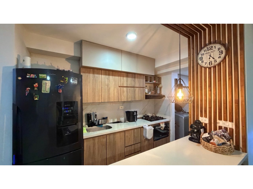 AMPLIO Y ECONÓMICO APARTAMENTO EN VENTA EN NIQUIA CON DOBLE BALCÓN — foto 2