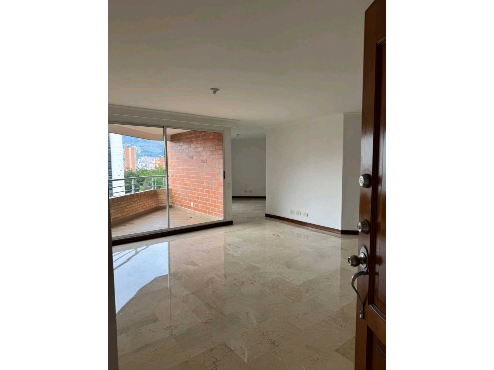 Venta Apartamento en Laureles