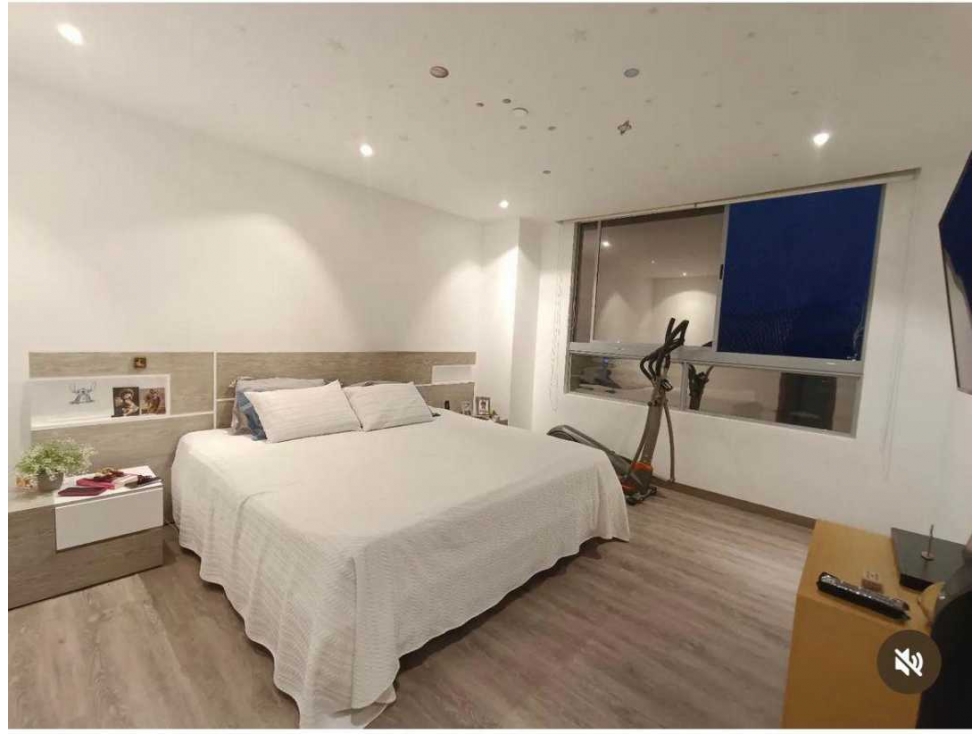 AMPLIO Y MODERNO APARTAMENTO EN LOS BENEDICTINOS — foto 2