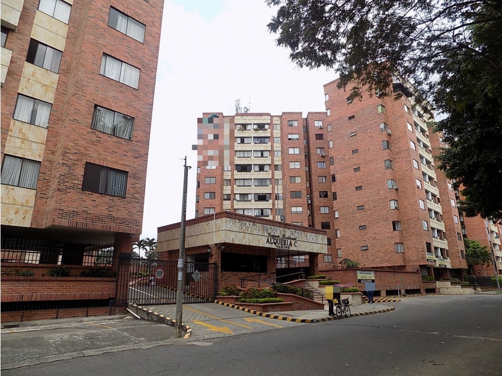 AP 1003 B CON ALQUERIA AG C CL 5 ENTRE CR 83 Y 84 HOY TORRES DEL VALL — foto 3