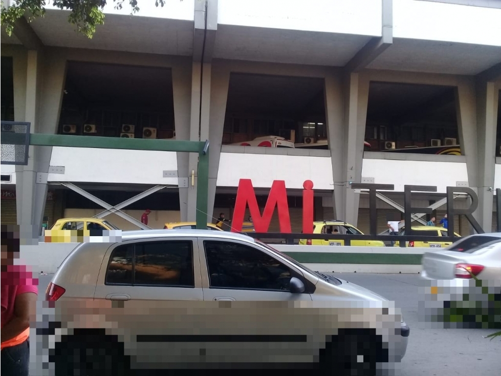 AP 103 B CON PLAZA CENTRAL CL 30 N 2 A 40